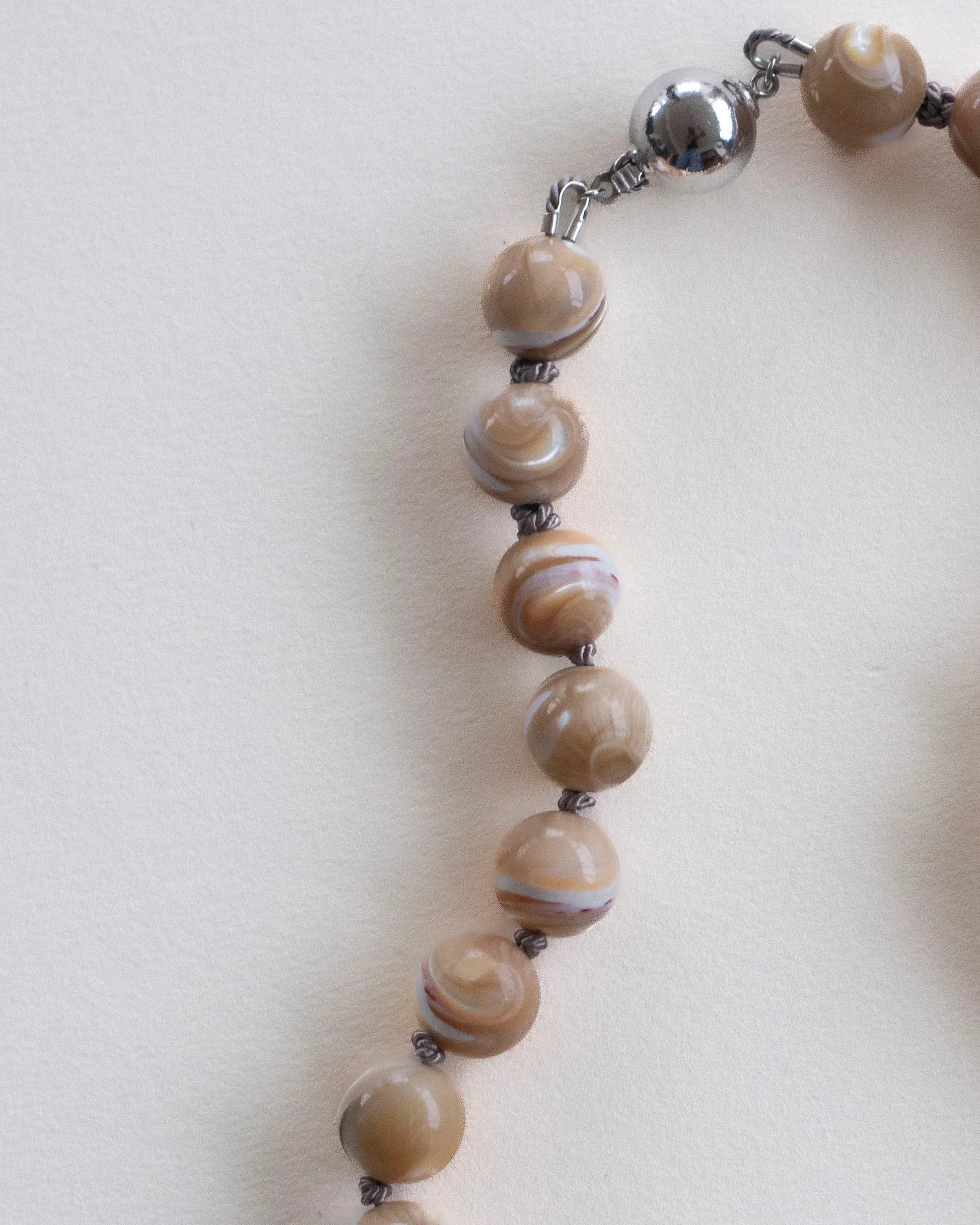 C -ET- C BEAT004 - Brown Mother of Pearl Beaded Necklace