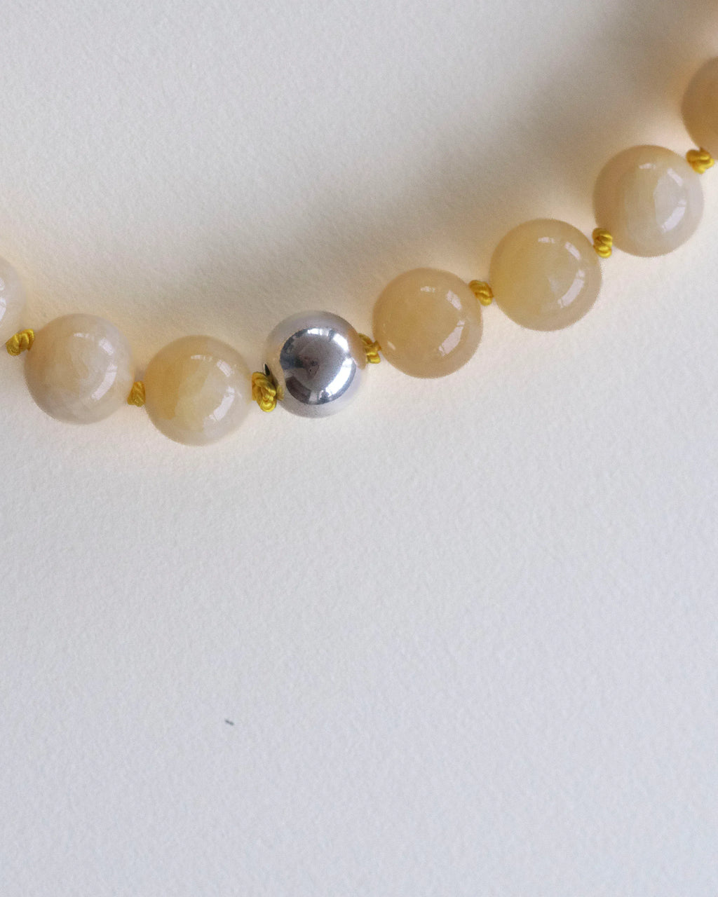 C -ET- C BEAT006 - Honey Jade Beaded Necklace