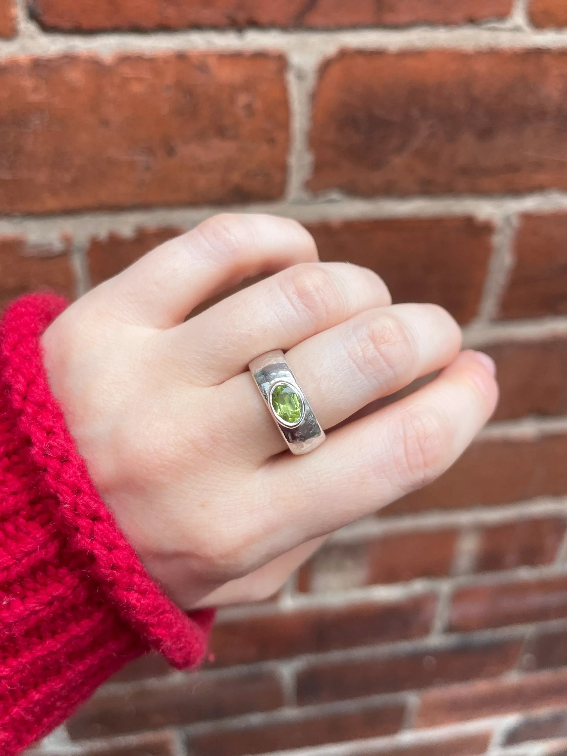 C -ET- C Chunky East West Peridot Ring