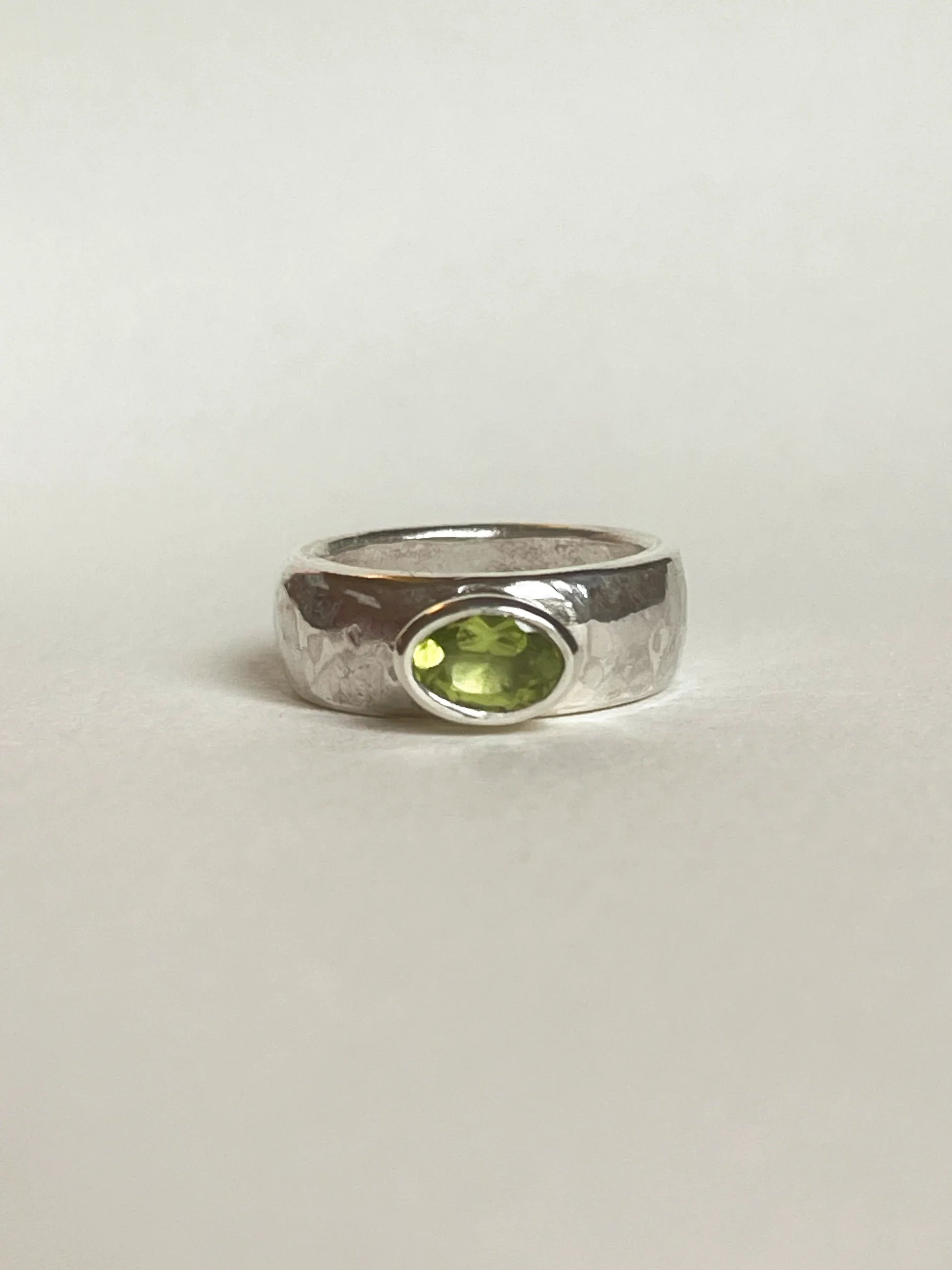 C -ET- C Chunky East West Peridot Ring