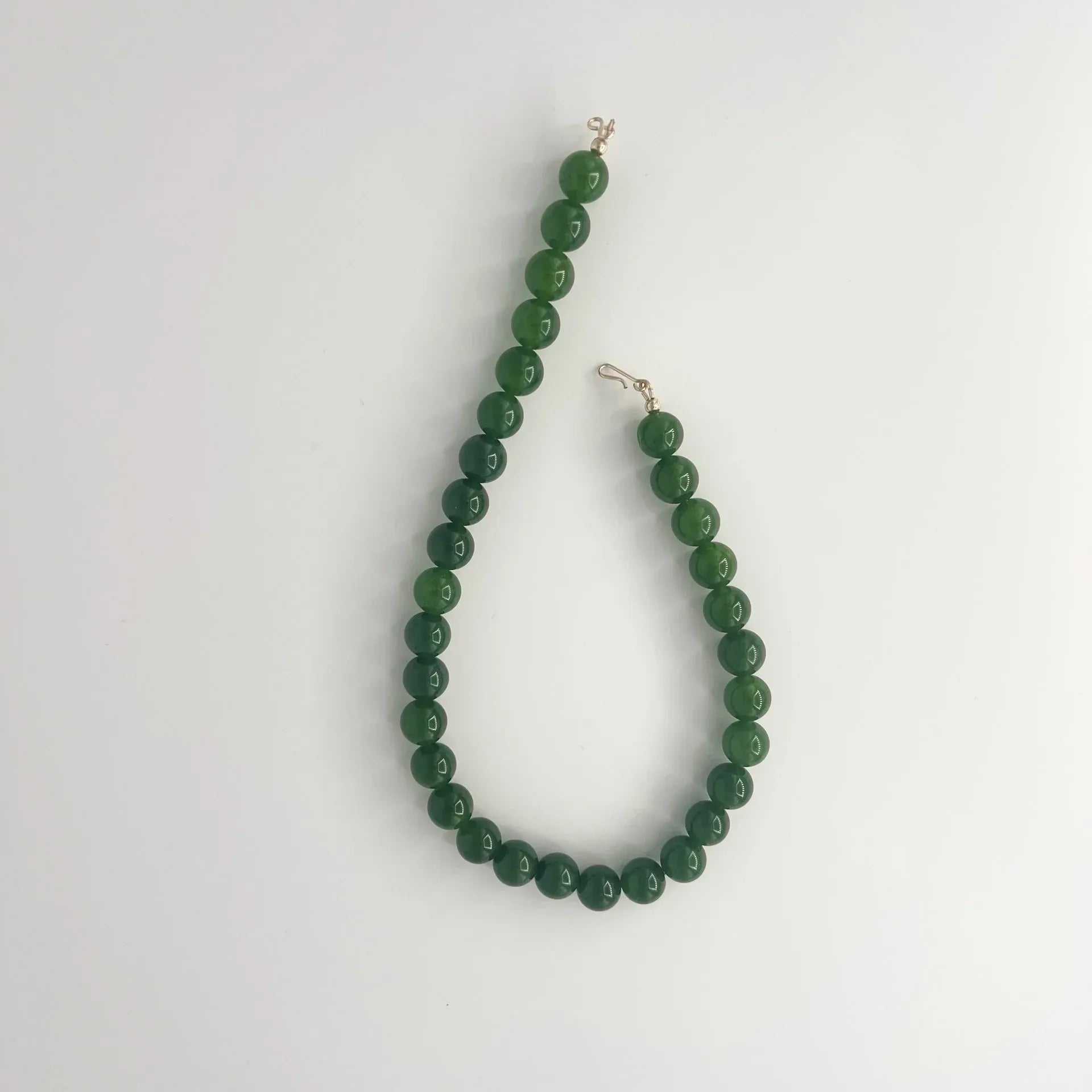 C -ET- C Delphi 005 - Green Malay Jade Beaded Necklace