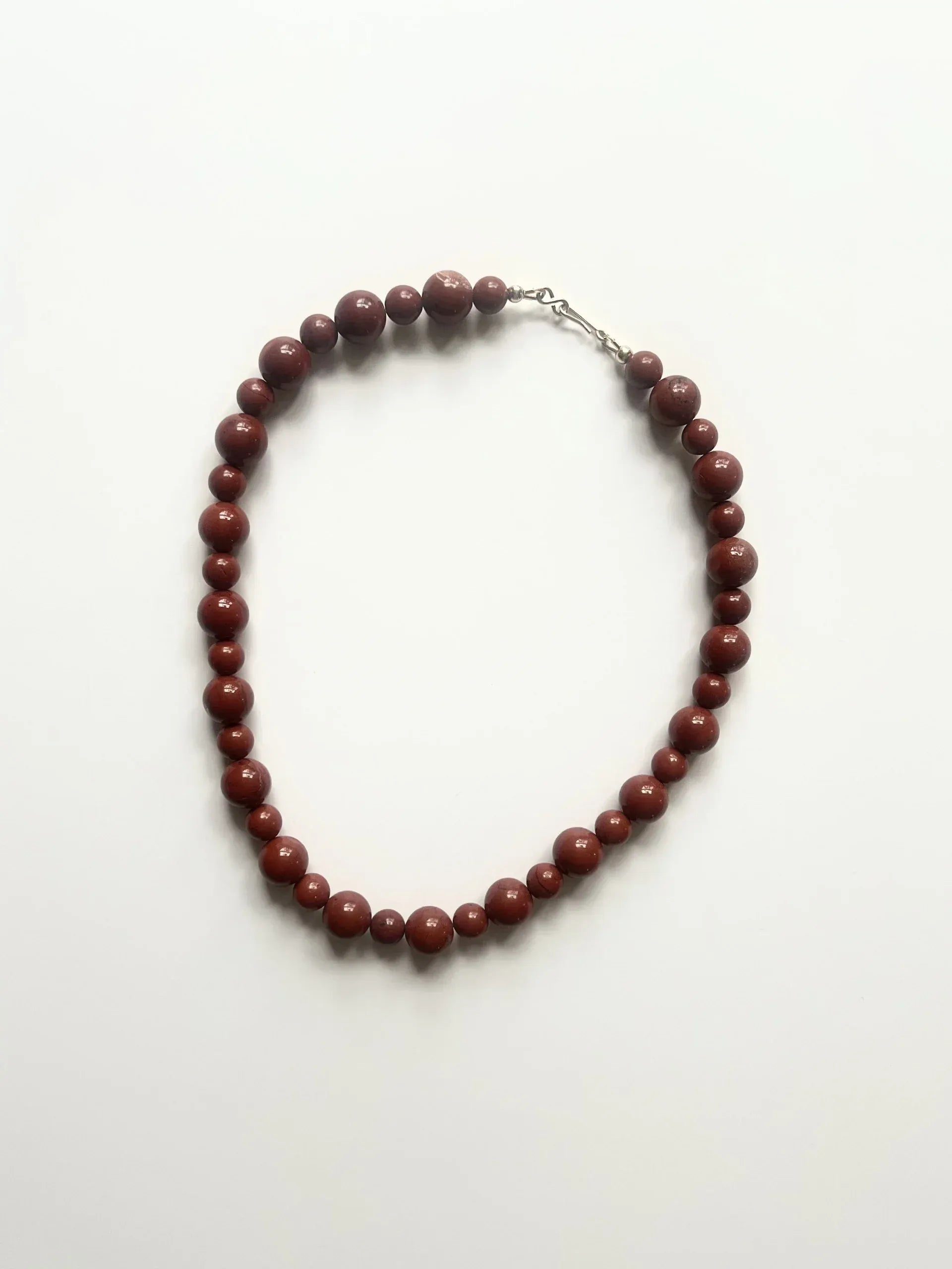 C -ET- C Delphi 008 - Red Jasper Beaded Necklace