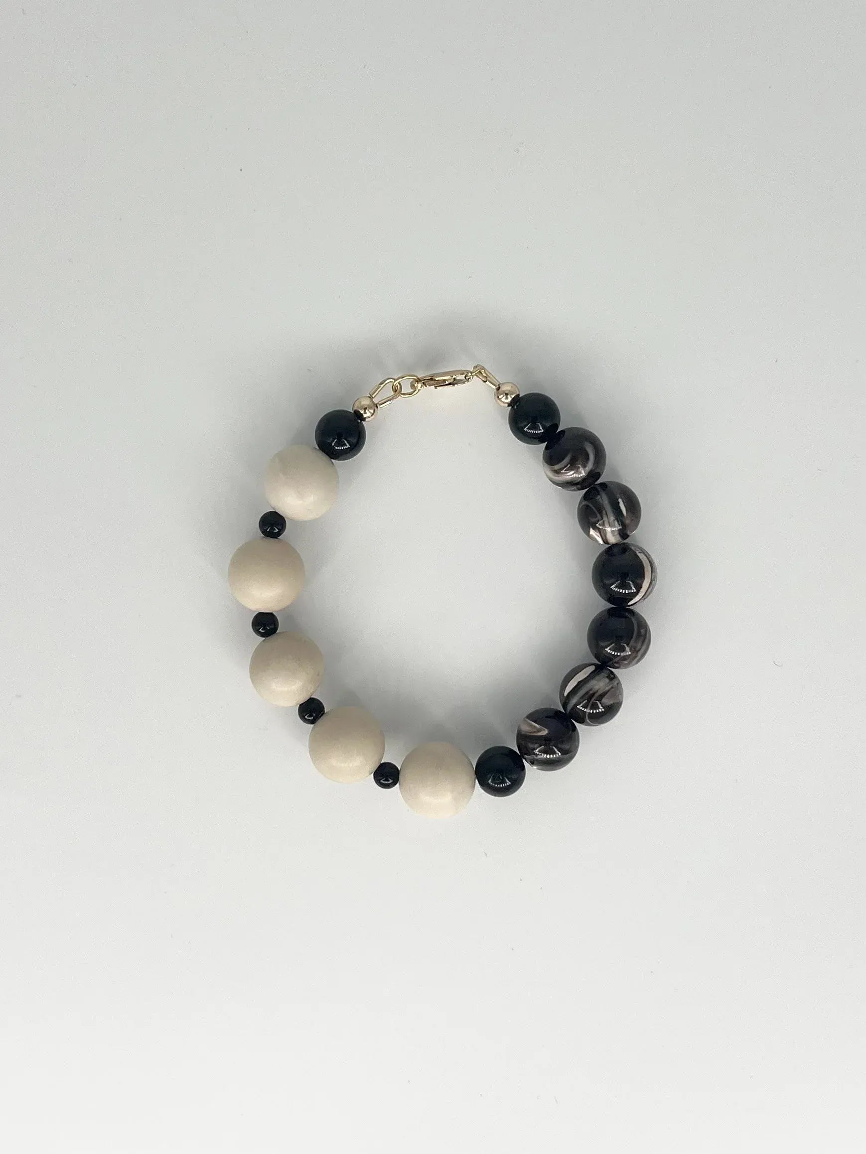 C -ET- C Dephi 003 - Ivory Jade, Coffee Mother of Pearl and Black Onyx Beaded Bracelet