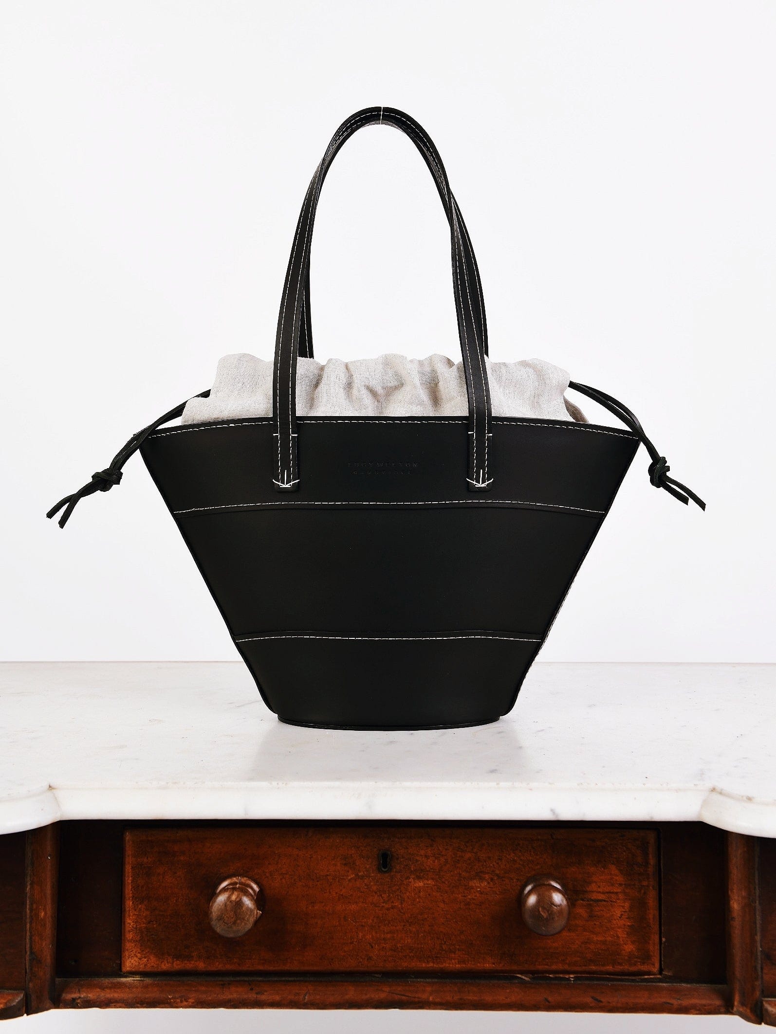 C -ET- C HANDBAG Black Margot Bag