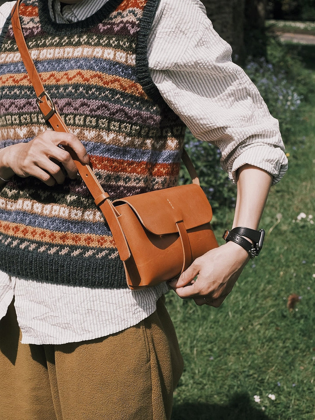 C -ET- C HANDBAG Large Leather Block Bag