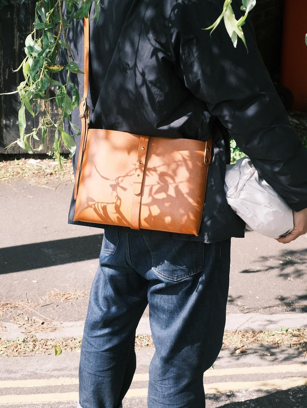 C -ET- C HANDBAG Leather Book Bag