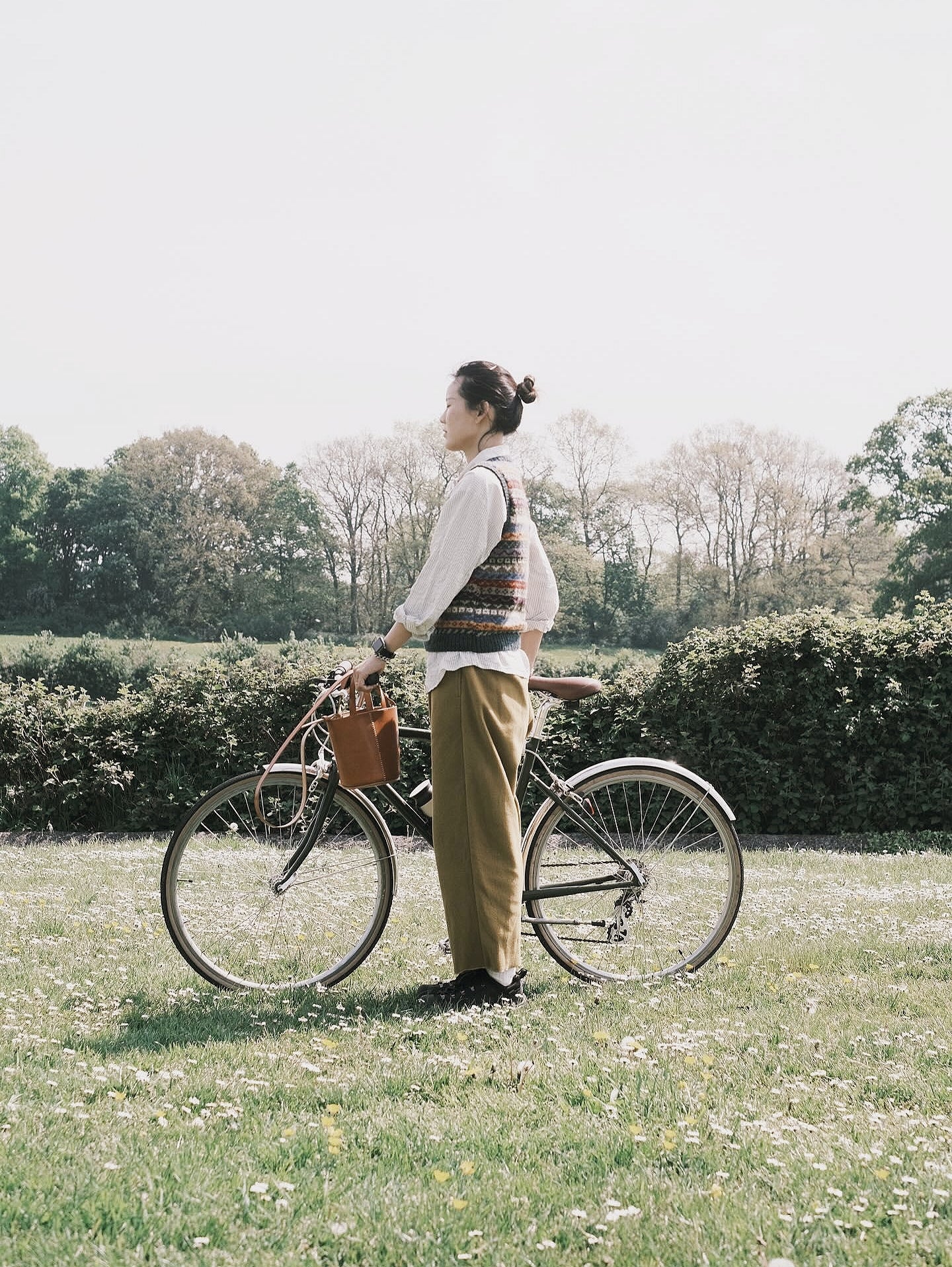 C -ET- C HANDBAG Leather Bucket Bag