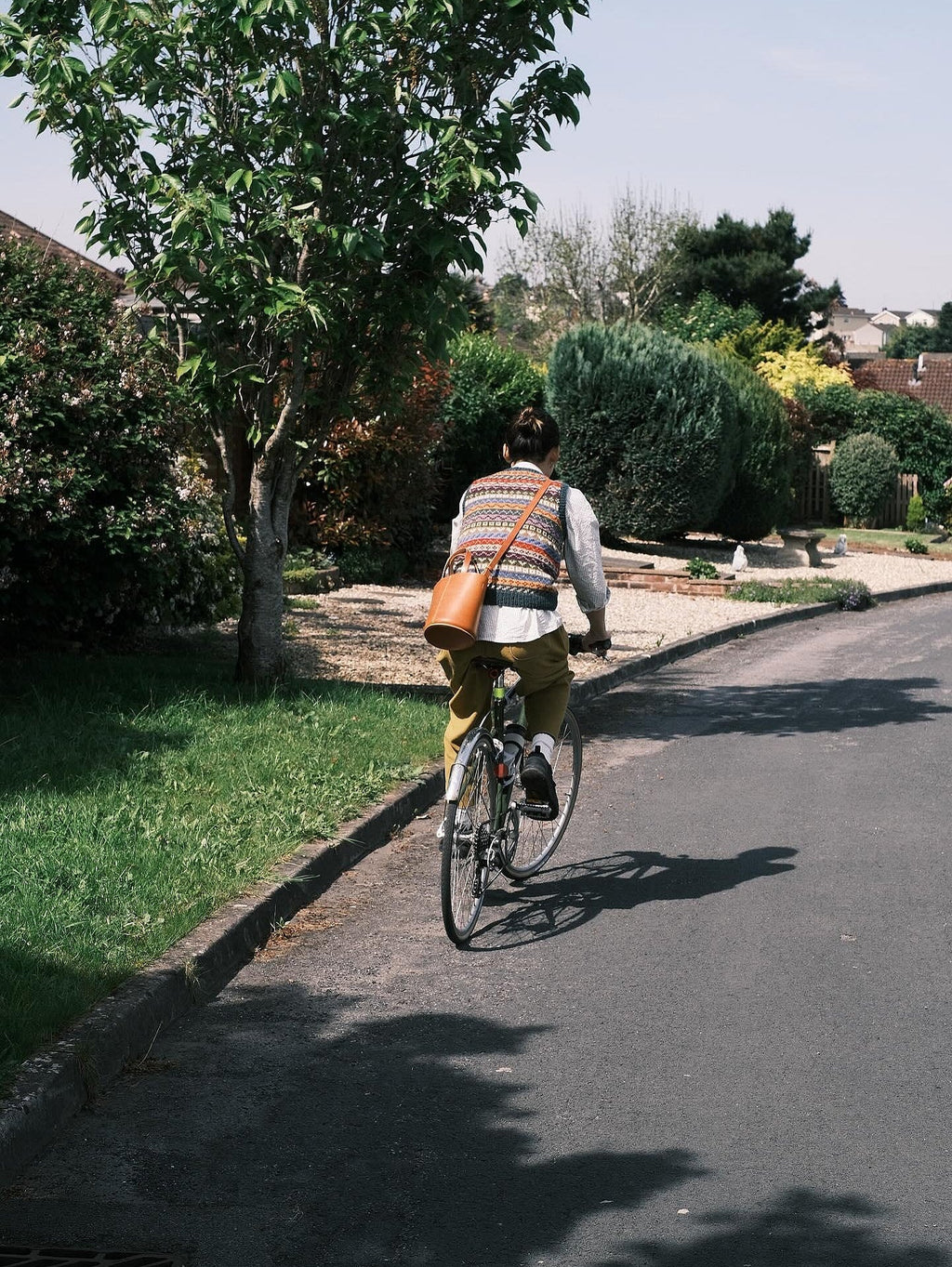 C -ET- C HANDBAG Leather Bucket Bag
