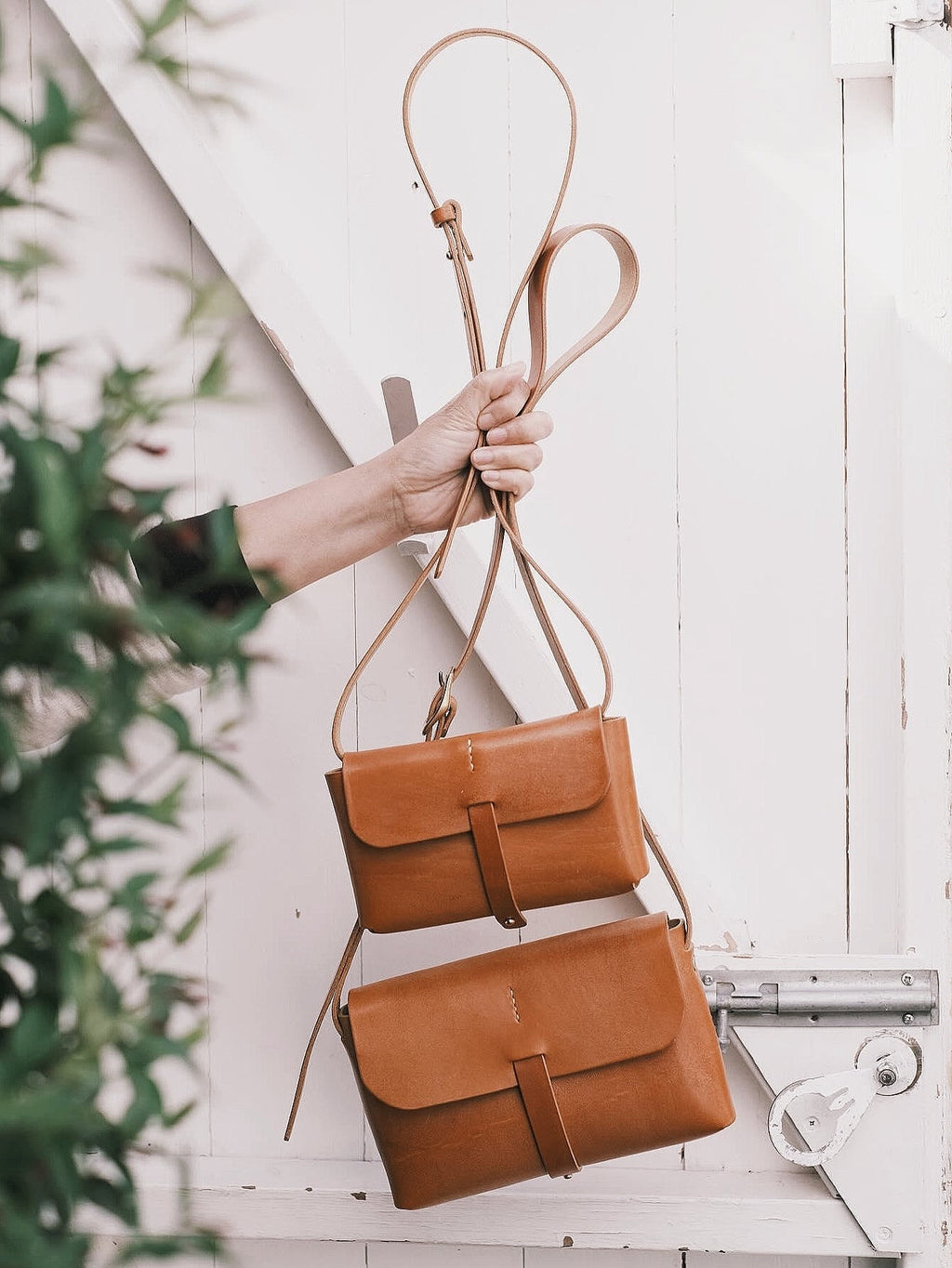 C -ET- C HANDBAG Small Leather Block Bag