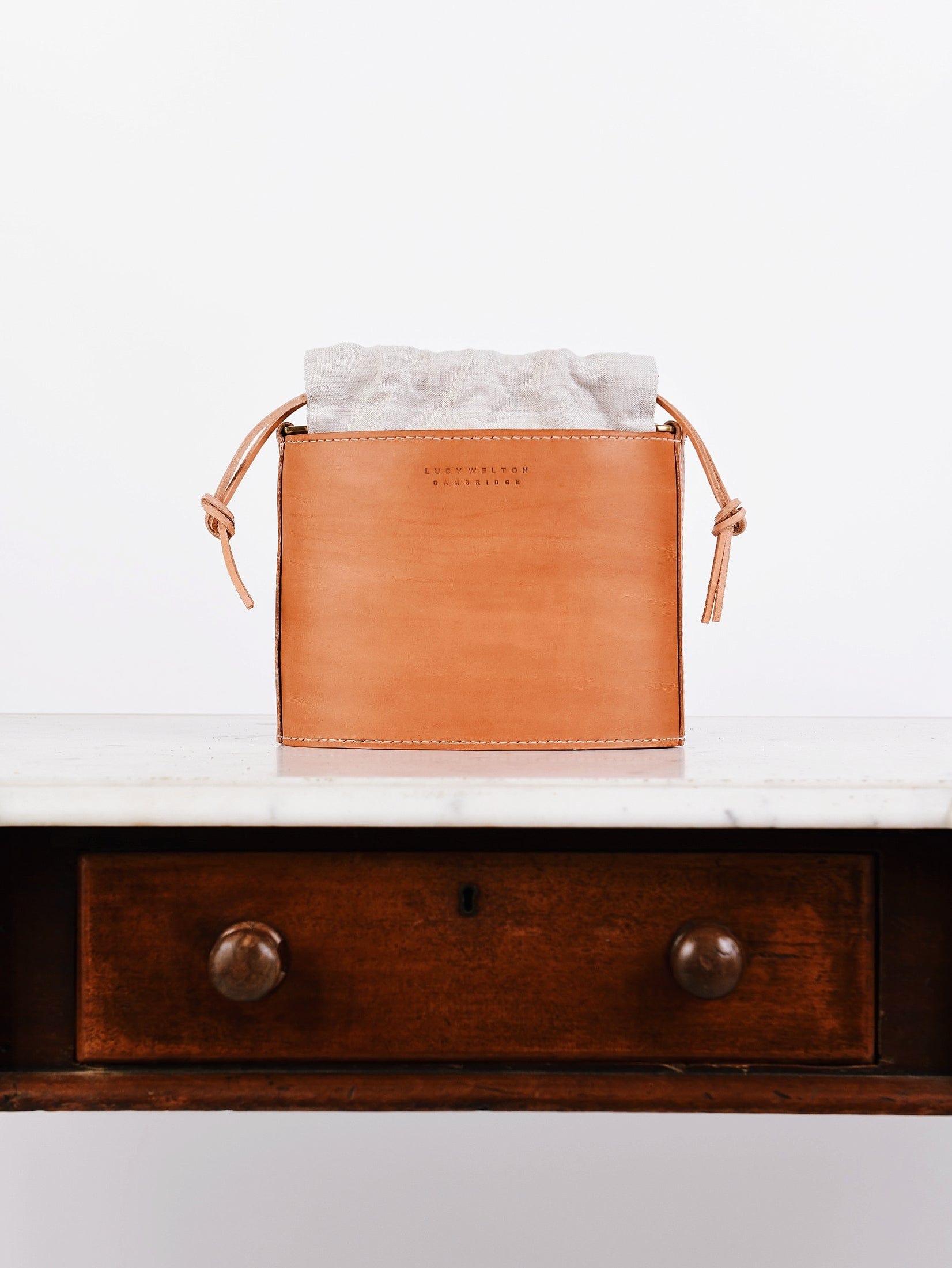 C -ET- C HANDBAG Tan Luna Crossbody Bag