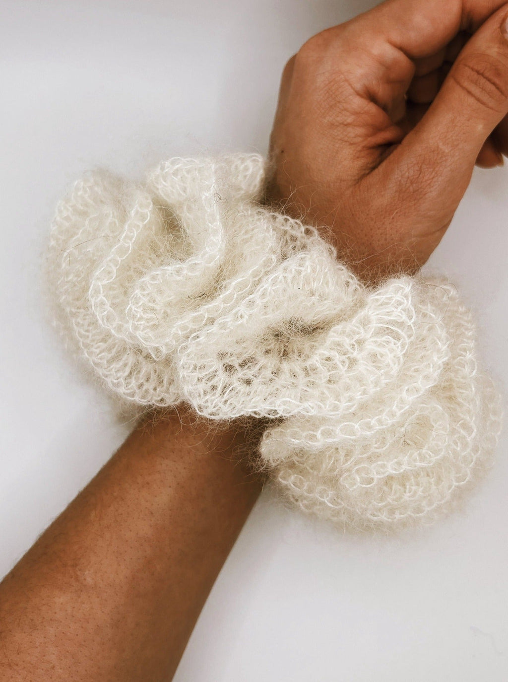 C -ET- C Mohair Cloud Lace Scrunchie