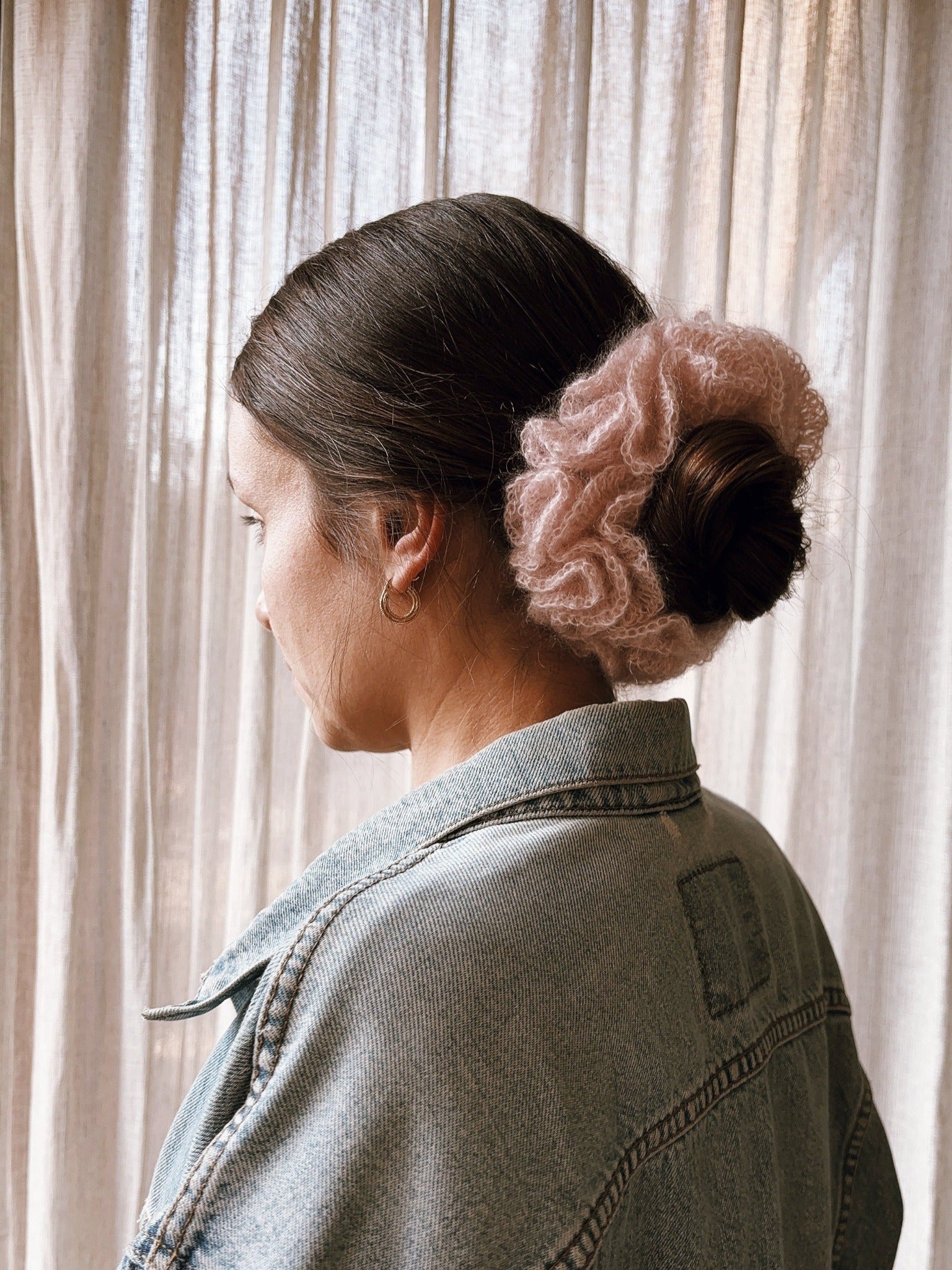 C -ET- C Mohair Pink Pump Scrunchie