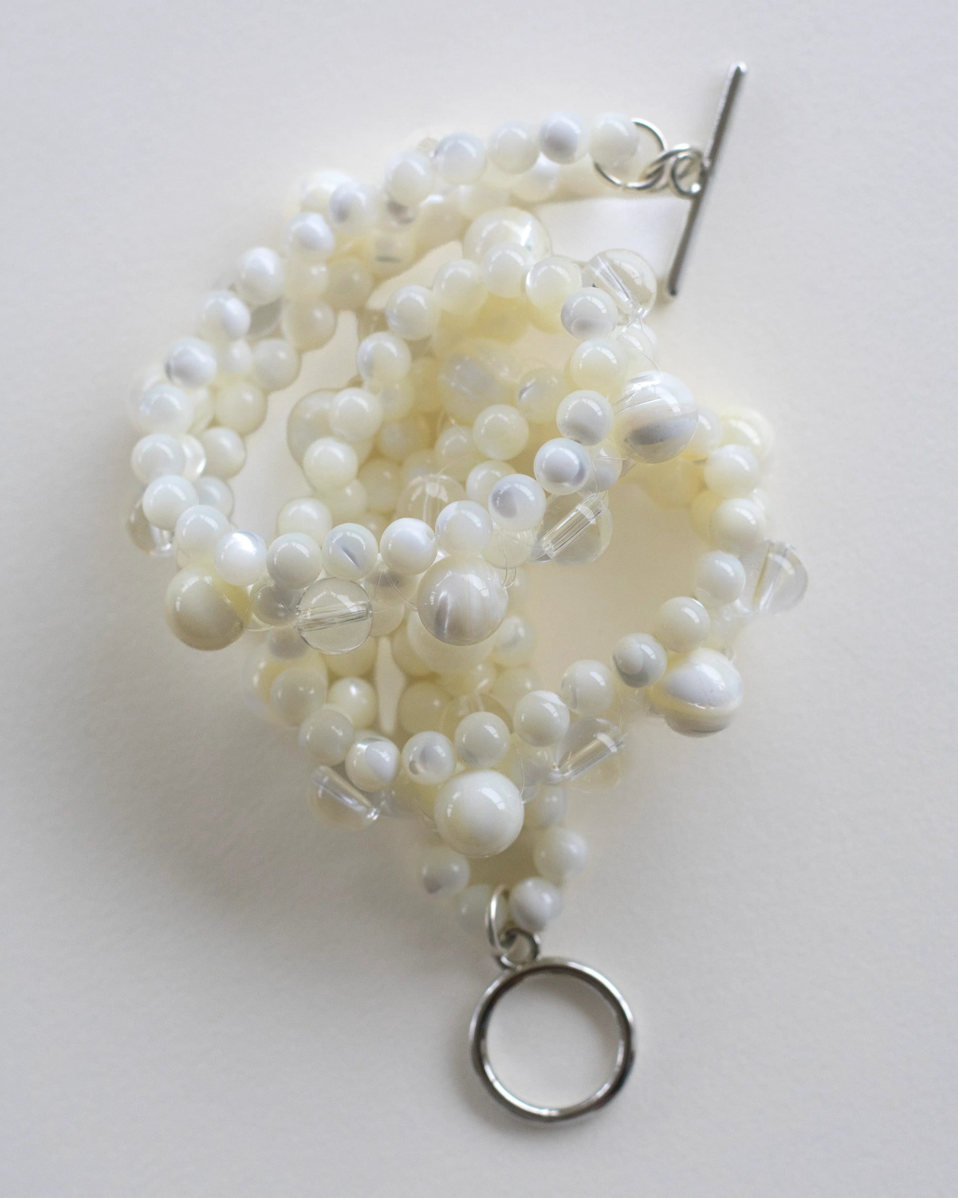C -ET- C STRUNG D005 - Mother of Pearl / Crystal Quartz Necklace