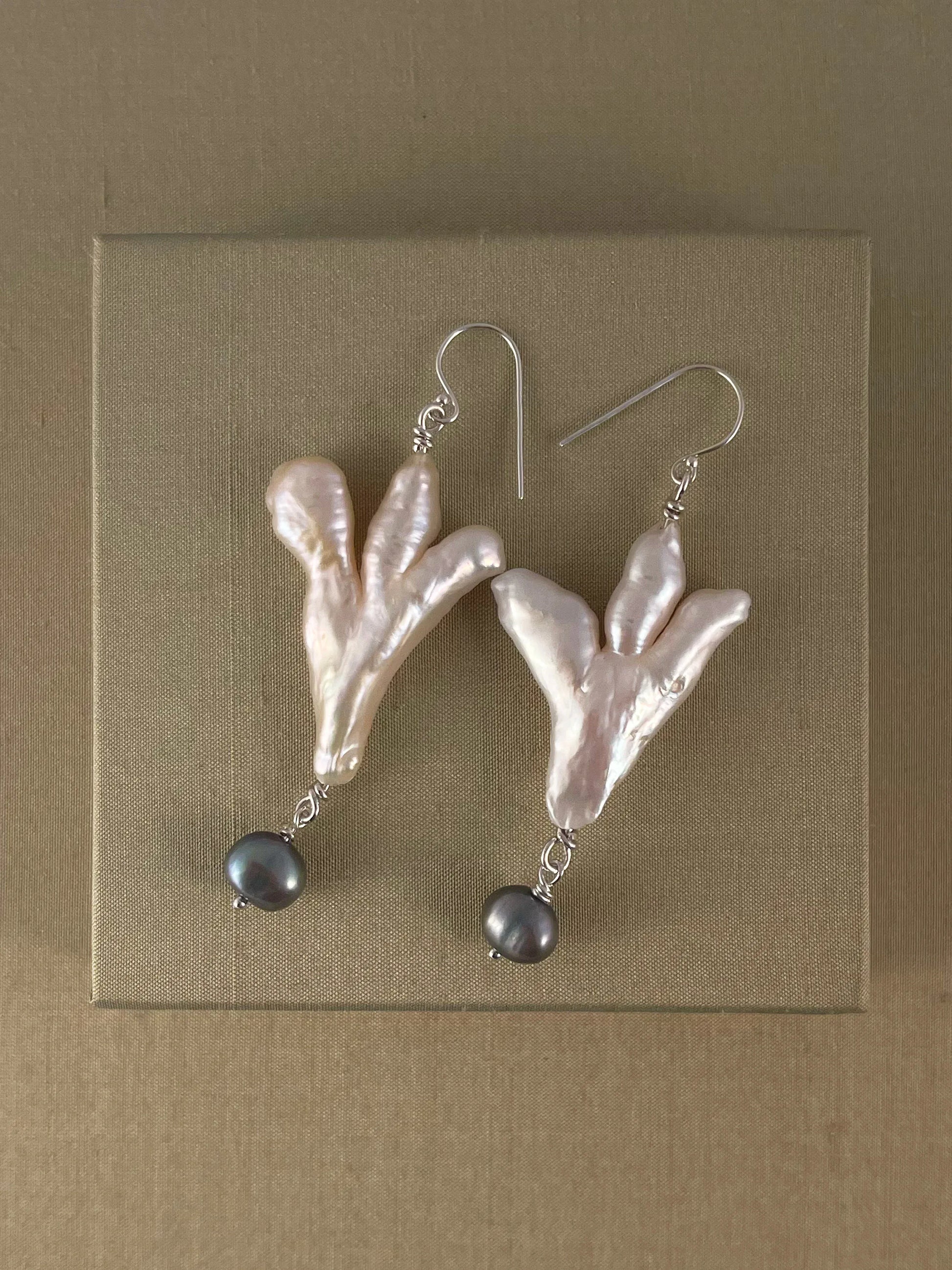 C -ET- C Teal Claw Pearl Drop Earrings in Sterling Silver