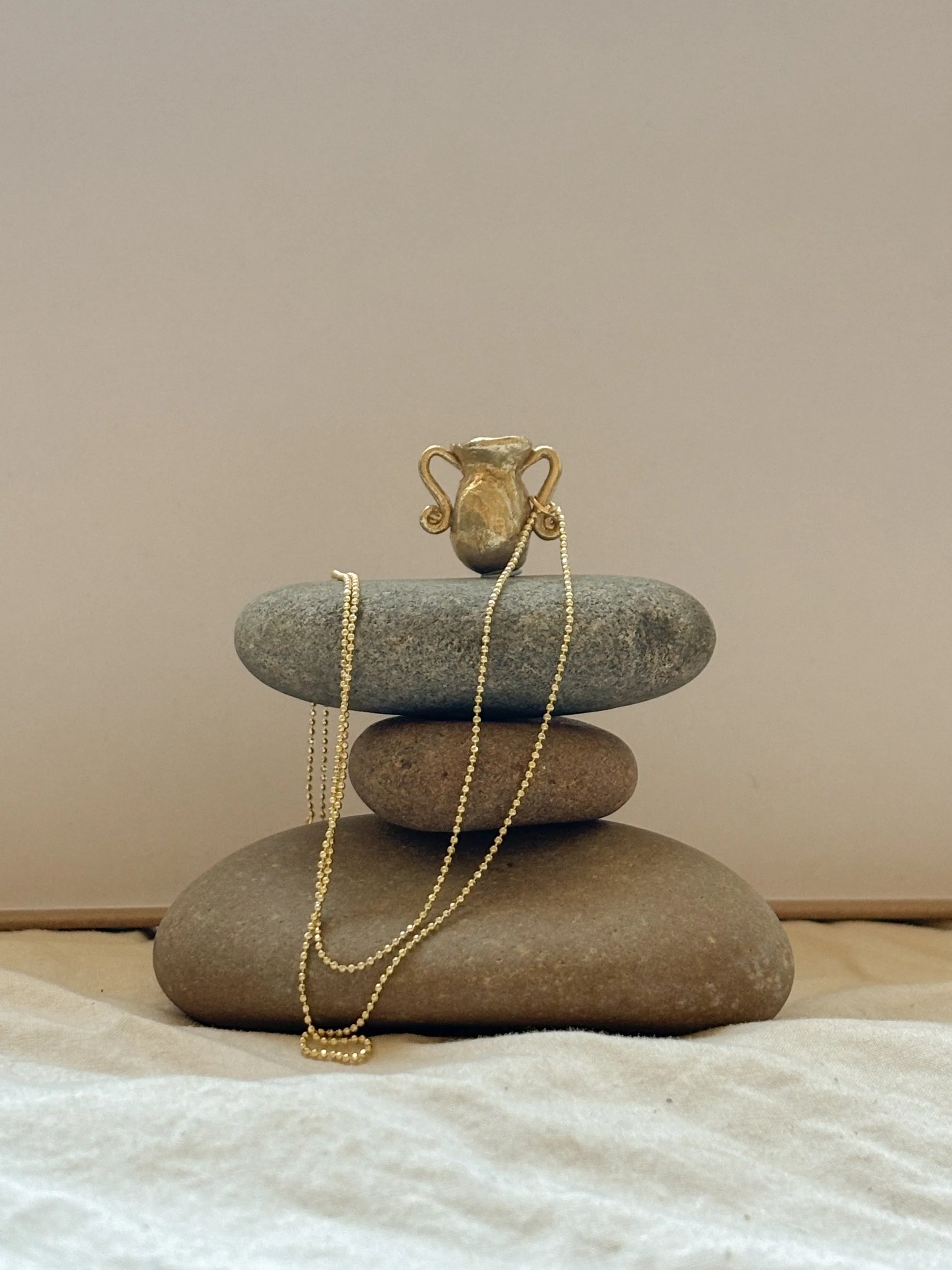 C -ET- C The Vessel Necklace