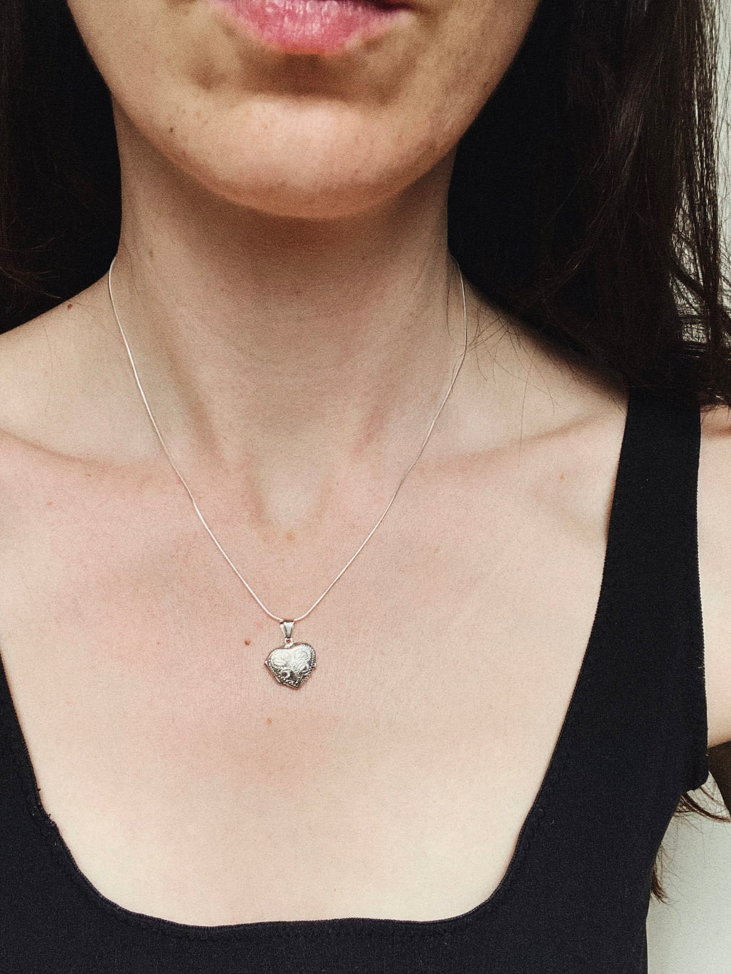 COUPER -ET- COUDRE Necklace Omen #5- Pendant Heart Locket Necklace