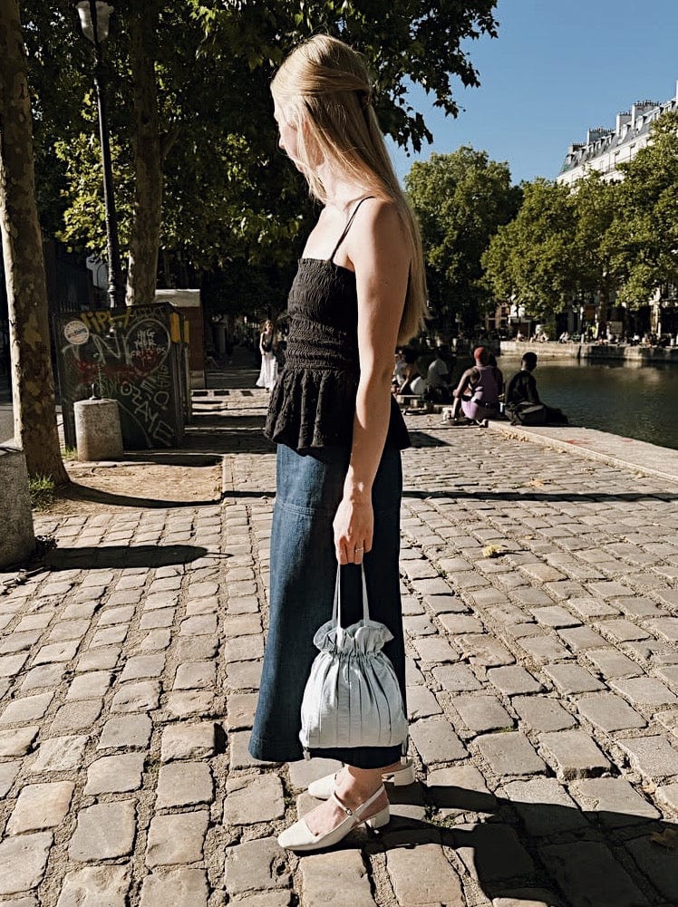 Dollis Goods Drawstring bag Occasion Bag in Blue